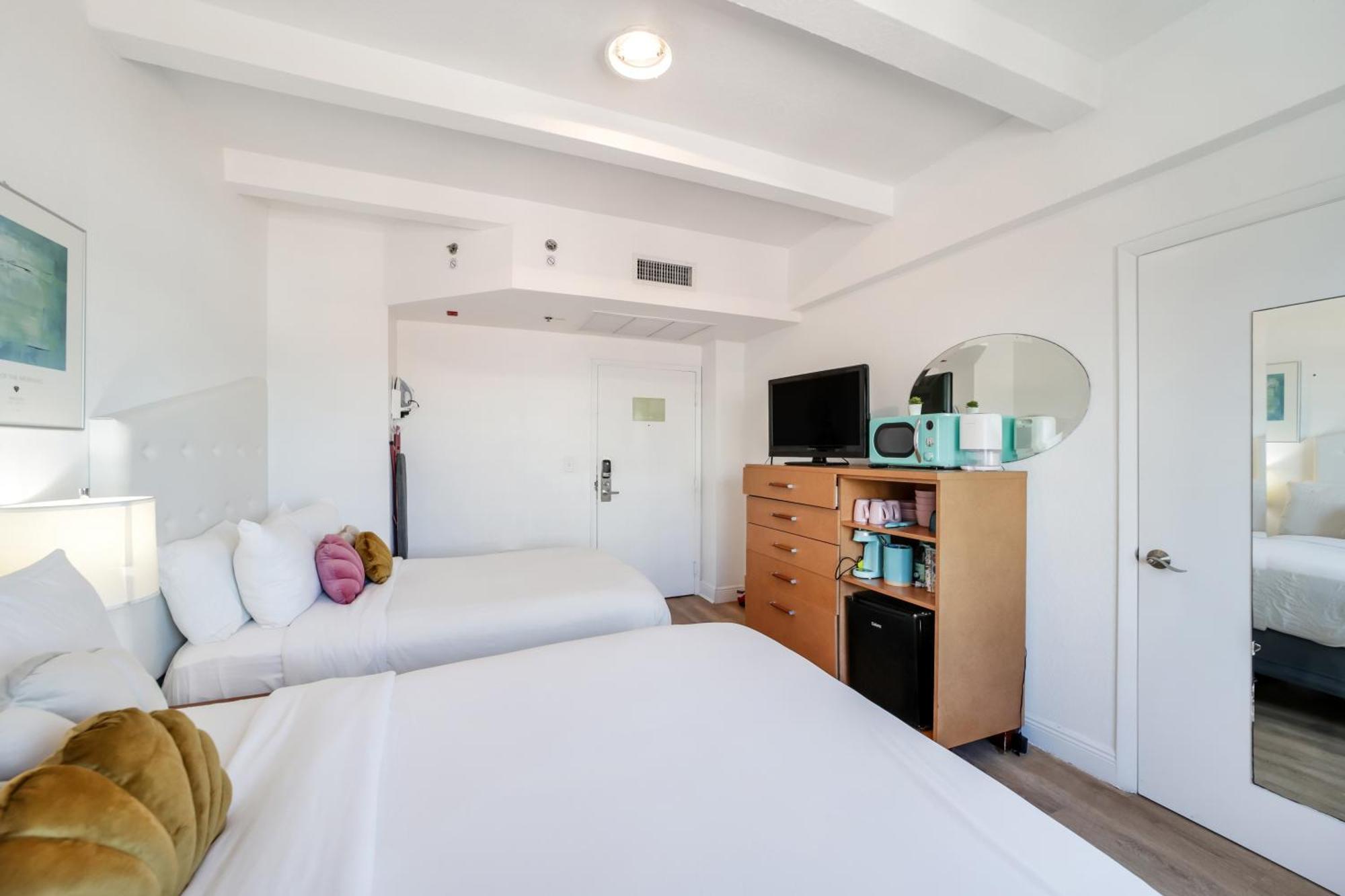 Ocean Spray Hotel Miami Beach Ngoại thất bức ảnh